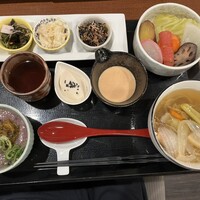 ヒル薬膳粥・ヨル貝料理カイノクチ - 