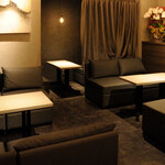 Bar LEONS - ソファー席
