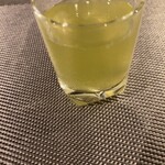 Ponte Carbo - お口直しの水出しのお茶