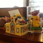 キッチン ブルー グローブ - レジ横のオブジェ