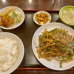 友福 - 青椒肉絲定食900円