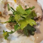 キッチン ブルー グローブ - ２つ目にもパクチー