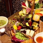 【人気No1】産地直送『ベジ盛りガーデン』～自家製の選べる4種のバーニャカウダ～