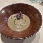 タストゥー - マッシュルームのスープ