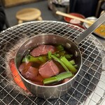 ツラとキモ 炭火焼肉 いわしげ - 