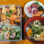 Izakaya Toushouka - 宴会コース料理　お椀ちゃんこ、お刺身、お弁当風オードブル(写真はお一人様分)