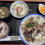 シュークレー - 焼肉定食1000円