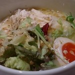 蔭山樓 - 鶏白湯麺