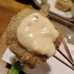 はん亭 - 椎茸に海老のすり身を詰めた一品。コレが今日一番旨かった！