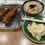Yakiton Hinata Ikebukuro Higashiguchiten - レバー　メンマ　ポテトサラダ
