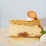 ハナツムリ - 【2023.12】スイートポテトのチーズケーキ(税込550円)