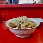 Buta To Ra Ramen - 豚ラーメン大蒜背脂抜きの全部普通