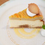 ハナツムリ - 【2023.12】スイートポテトのチーズケーキ(税込550円)
