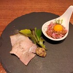 Teppan Niku Baru Buru Jowa - 山形ポークのローストと黒毛和牛のローストビーフ