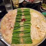 HAKATA MOTSUNABE TOKUNAGAYA - もつ鍋