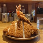 洋食工房パセリ - ロースかつ海老フライ定食Ｌ1880円