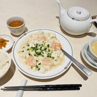 中国飯店 三田店 - サービスランチ（海老と豆腐の煮込み）