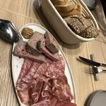 ポワン・エ・リーニュ 東京ミッドタウン八重洲店 - 