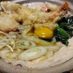 Kisoba Yabu - 鍋焼きうどん 900円(税込)(2023年12月6日撮影)