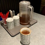 焼肉の龍園 - サービスのお茶
