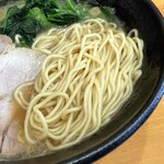 RAMEN MEIKA - 製麺所不明の細麺。