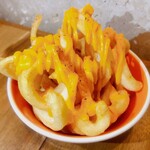 Okinawa Sakaba Junimaru - チリチーズカーリーポテトフライ