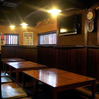 Tatami seats are also available.