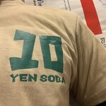 Enso Ba Bi Xi Wan - 10周年記念Tシャツ着用