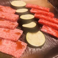 近江うし 焼肉 にくTATSU 青山本店 - 