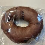 ブレッドハウス - 料理写真:チョコベーグル１４０円。
 
もちもち食感のチョコ風味のベーグルです。