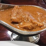 欧風カレー ボンディ 神保町本店 - 溢れんばかりのカレー