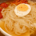 焼肉ホルモンもつ鍋しんちゃん - 冷麺