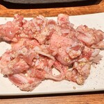 炭火焼ホルモン ぐう - 