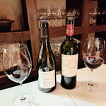 ラ シャッス - ヒグマの年齢に合わせて２種類のワインを合わせました