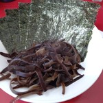 とんこつラーメンいしい - TPの木耳と海苔増し