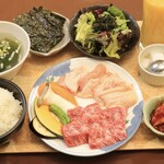 Zenseki Koshitsu E-Gomatsusakagyuusemmonten Yakiniku Kiwami - 