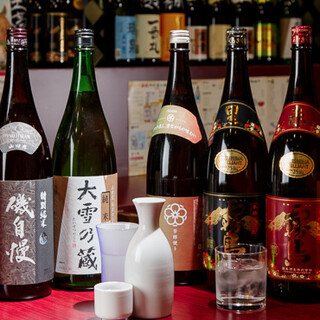 Drinks to go with Yakitori (grilled chicken skewers) are available at reasonable prices.