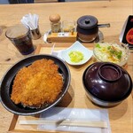 新潟カツ丼 タレカツ - ランチのカツ丼セット