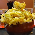 天丼と生蕎麦 天ぷら宮 - かき揚げそば 880円 税込