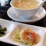 雅苑 - コーンスープと前菜