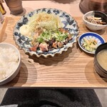 炭火焼鳥と定食 カドクラ食堂 - 