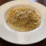 トラットリア パスクアリーノ - スパゲッティ　チーズたっぷりのクリームチーズソース