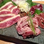 鼓道 - ◆河内鴨タタキ（ロース、モモ、笹身、ズリ、肝）