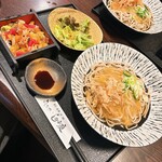 しのぶ庭 - 海鮮ばらちらし＋お蕎麦大盛　税込1400円