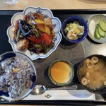 AKOMEYA食堂 - 