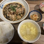 中華ダイニング 一途一心 - よだれ鶏のランチ(スープ、ごはん、小鉢付)