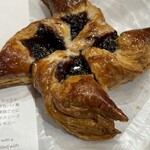 PADARIA - JOULUTORTTU(ヨウルトルットゥ) 380円