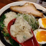 俺の中華たなか家 - 「自家製ワンタン」はプリップリ♬のトゥルントゥルン♥