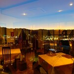 リストランテ ピノキオ - ピノキオ店内と店内から観える秩父の冬のsunset  byまみこまみこ