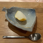 リストランテ ピノキオ - 自家製柚子のシャーベット（ピノキオ山の柚子）　byまみこまみこ